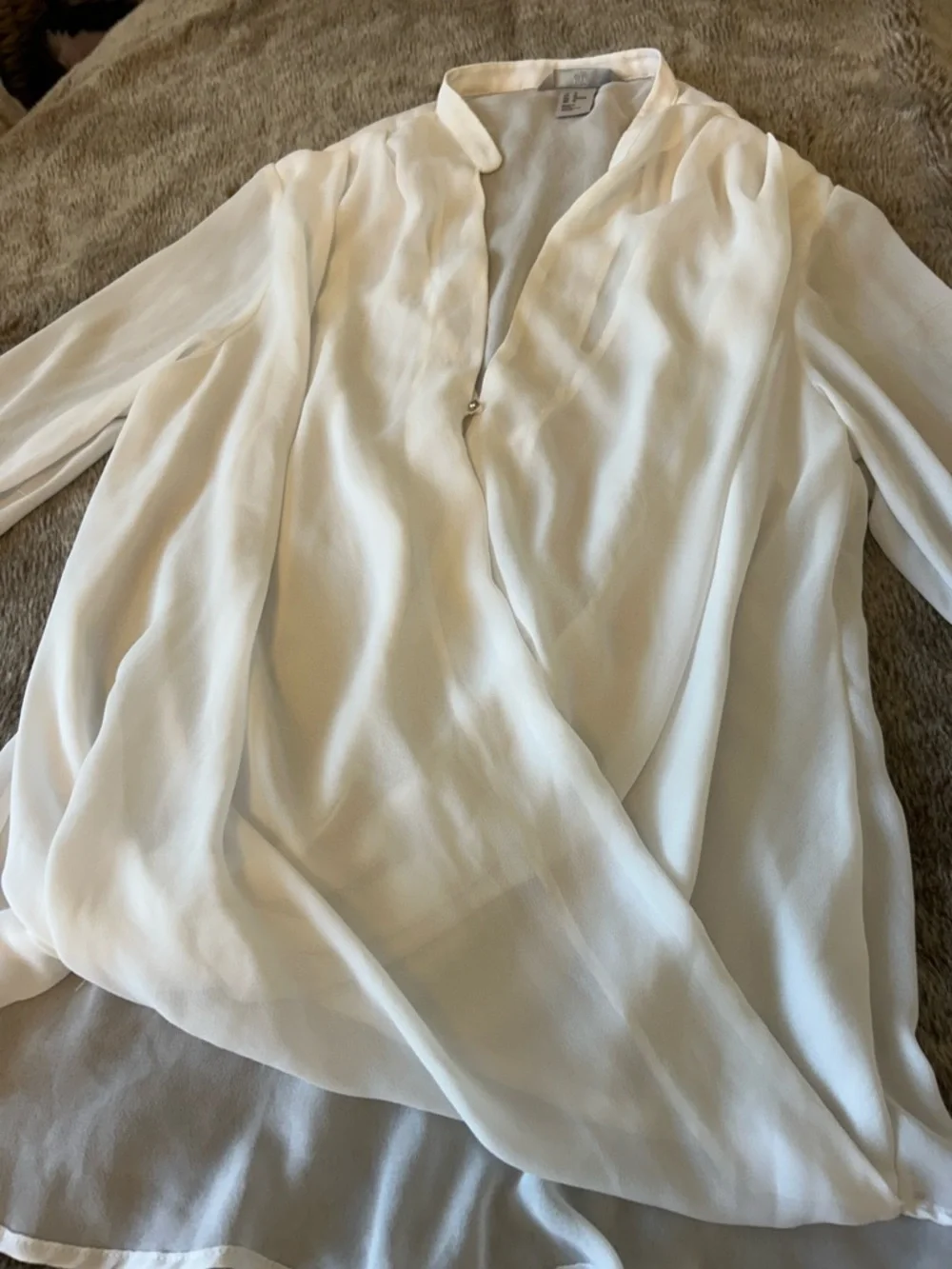 H&M White Wrap-Front Long Sleeve Blouse - Picture 4 of 10